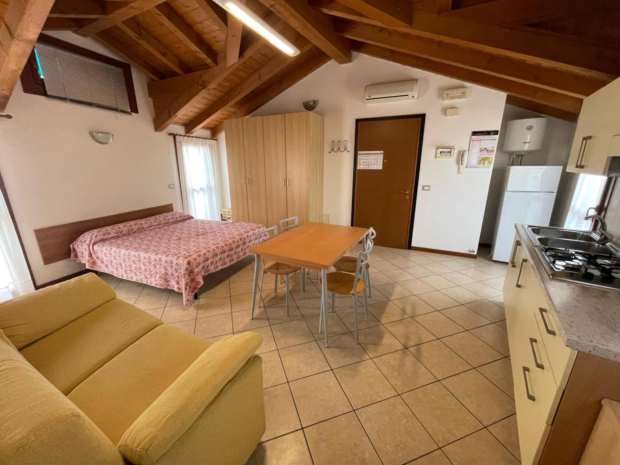 Residence Mediterraneo - Agenzia Cocal كاوْرلي المظهر الخارجي الصورة